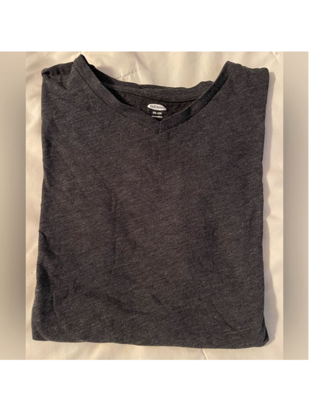 Old Navy Boys V-neck Short Sleeve Tee, Size XXL (18)